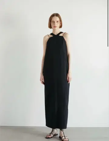 LA PEAU DE GEM linen long one piece