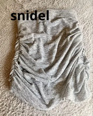 snidel 스나이델 그레이 계열 개더 디테일 타이트 스커트