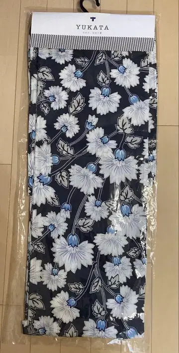 [미사용 미개봉 새상품] YUKATA 꽃무늬 유카타 네이비 유카타