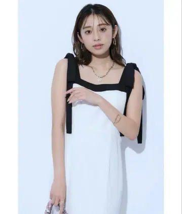 미카 씨 콜라보 바이컬러 원피스