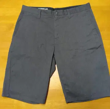 VOLCOM 숏팬츠 사이즈 33