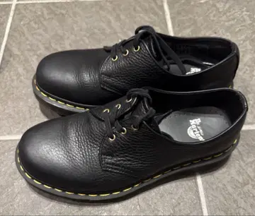 레어 Dr. Martens 3홀 주름 가죽