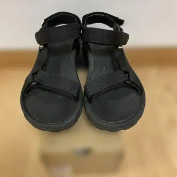 TEVA HURRICANE XLT 샌들