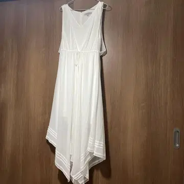 ALLSAINTS 화이트 슬리브리스 드레스 M 사이즈