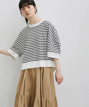 ADAM ET ROPE' [지속가능성] 크롭 TEE