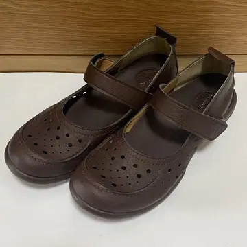 리게타 컴포트 슈즈 펀칭 펌프스 벨트 브라운 S