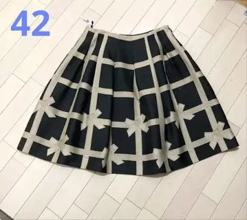 엠즈 그레이시 42 스커트 하자품