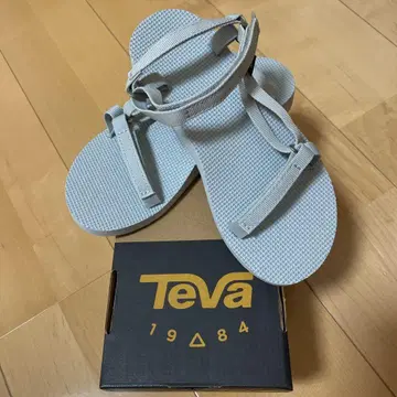 Teva/테바 ORIGINAL UNIVERSAL SLIM 블루 size5