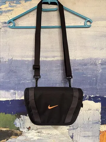 Nike 메신저 백 블랙