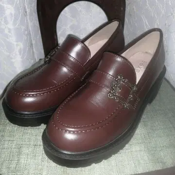 axes femme 로퍼 미사용품