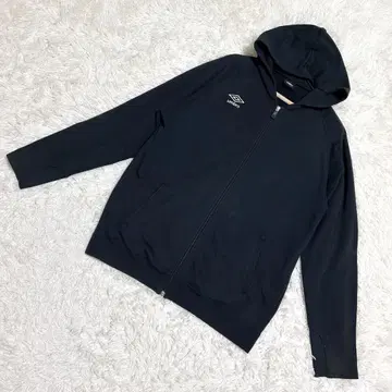 umbro 후드티 집업 풋볼 블랙 (XL 상당)