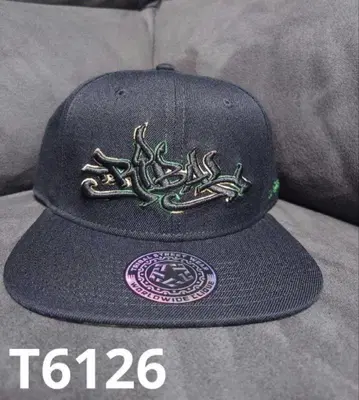 TRIBAL GEAR 플랫 빌 캡