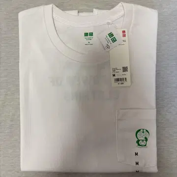 [본문 필독] 유니클로 도라에몽 서스테나 모드 T셔츠 M 사이즈 그린