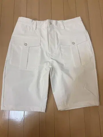 [미사용] 1piu1uguale3 숏팬츠 화이트