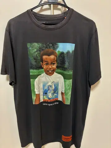 HERON PRESTON 프린트 T셔츠 L 사이즈 블랙
