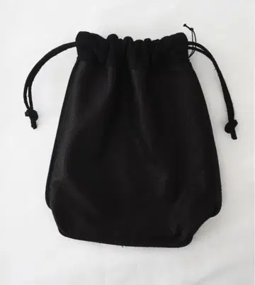 Aeta Back side skin DRAWSTRING POUCH L