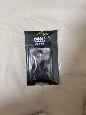 강다니엘 트레이딩 카드 키링
