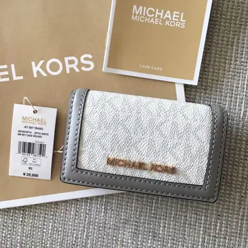 새상품 MICHEAL KORS 마이클코어스 시그니처 그레이 키케이스
