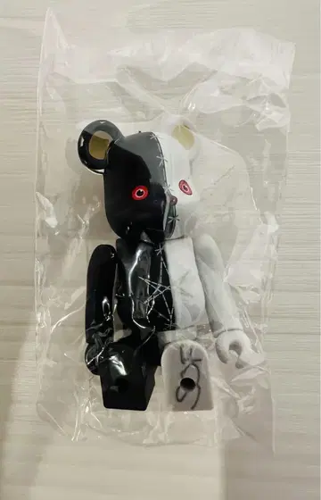 BE@RBRICK SERIES 50 Bring Me the Horizon