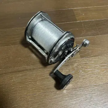 올림픽 NEW FIGHTER 550 돌돔 낚시릴 양축 흘림