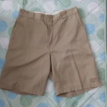 Dickies 베이지 숏팬츠