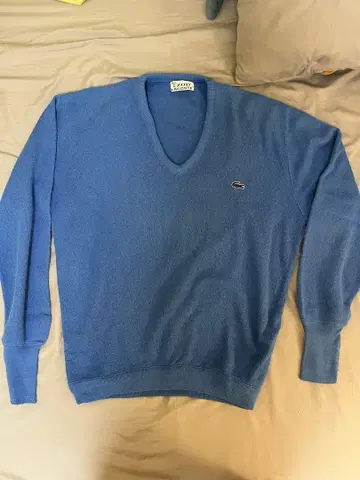 IZOD LACOSTE 파랑 V넥 니트 스웨터