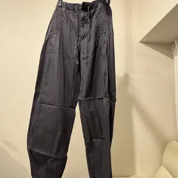 GAP 배럴 레그 파라슈트 팬츠