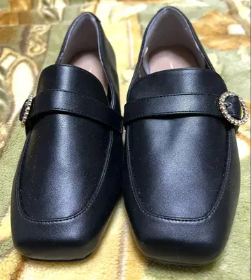 미사용 새상품 라파파 스트랩 스퀘어토 펌프스 블랙 24cm