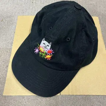 RIPNDIP 자수 캡 블랙 립앤딥 미사용품