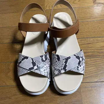 콜한 (ZEROGRAND) 가죽 샌들 25.5cm