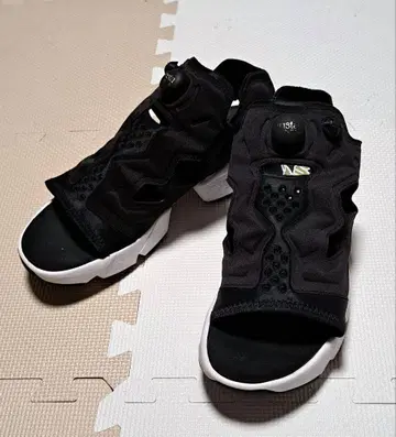 퓨리 샌들 27cm
