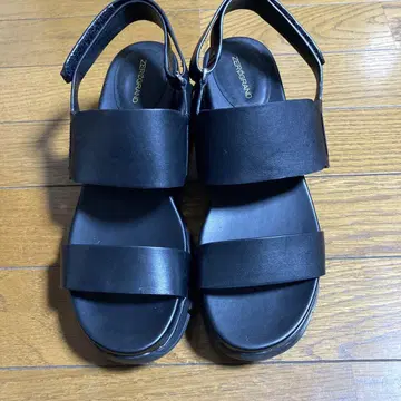 콜한 (ZEROGRAND) 블랙 가죽 샌들