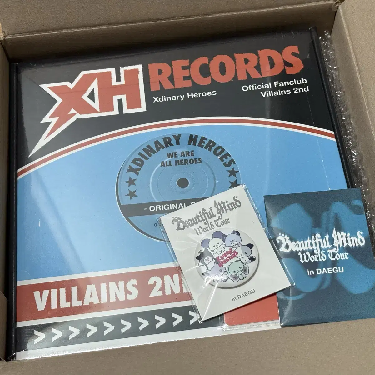新品Xdinary Heroes ファンクラブグッズVillains 2期キット Xdinary Heroes 2nd Villains Official Membership Kit Kpop