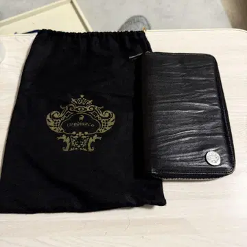 오로비안코 가죽 여권 케이스 블랙