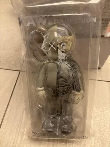 KAWS COMPANION OPEN EDITION GREY 피규어
