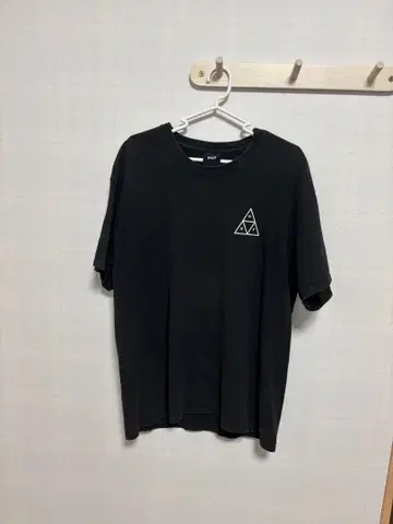 HUF 블랙 티셔츠 L 사이즈