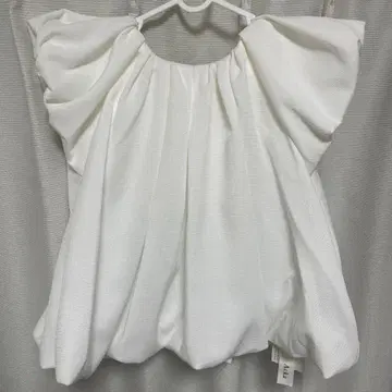 acka drape volume tops 미사용 새상품 가격표 부착