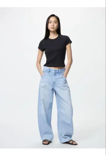 UNIQLO 배기 커브 진 23인치 62 블루