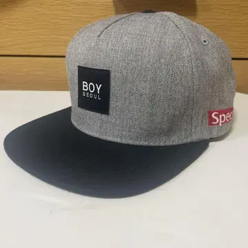 BOY SEOUL 플랫 빌 캡