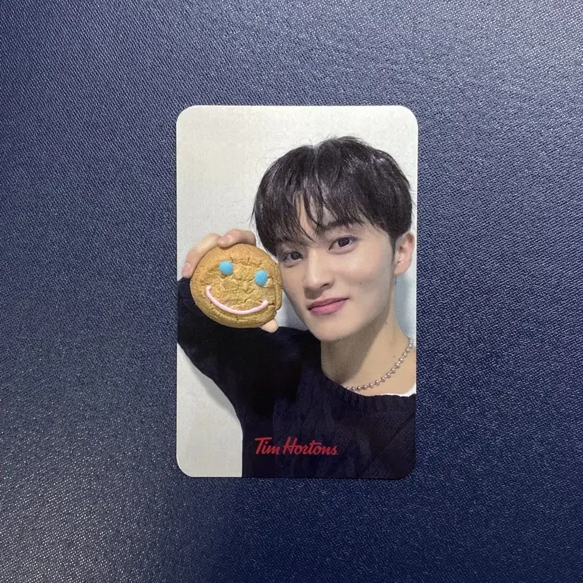 NCT マークTim Hortons ドーナツ Tシャツ r*y様 値下げ⭐️正規品 マーク NCT MARK×Tim Hortons T - メルカリ