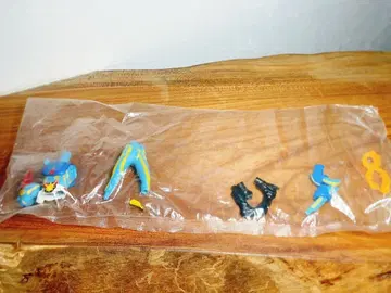 이나즈맨 피규어
