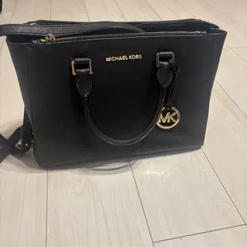 MICHAEL KORS 블랙 숄더백