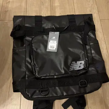 New Balance 블랙 백팩