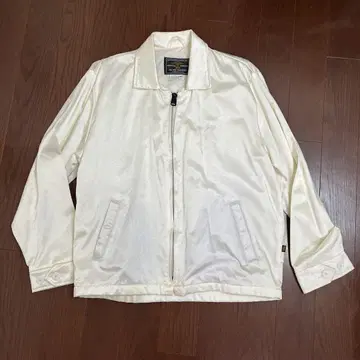 ALPHA INDUSTRIES USA 화이트 자켓 40