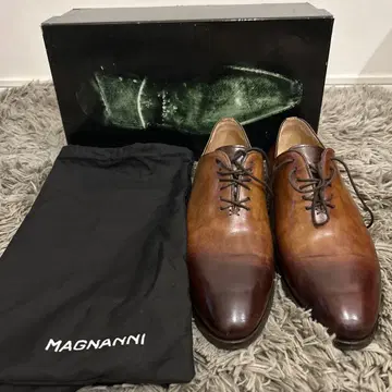 [컨디션 최상] MAGNANNI 마그나니 플레인토