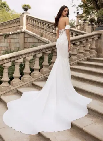 PRONOVIAS 웨딩 드레스 DANTE 크레이프 원단 스페인산