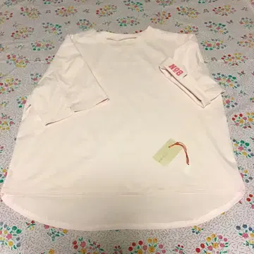 쿨 카레앙 루이마리 소매 로고 T셔츠 핑크