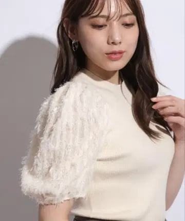 Mystrada 자카드 숄더 니트
