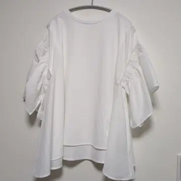 렙심 이소재 프릴 튜닉