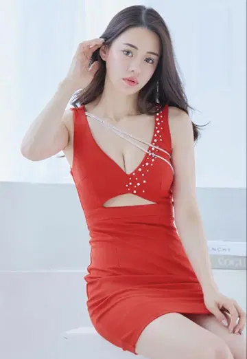 레드 비쥬 장식 슬리브리스 미니 원피스 JEWELS